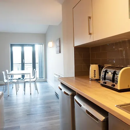 Three Bedroom - Edward Square *