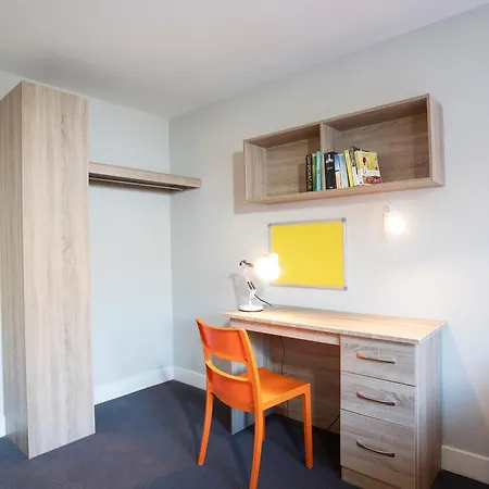 Three Bedroom - Edward Square