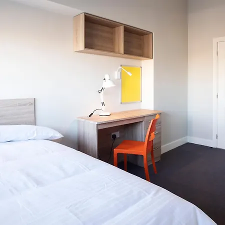 Three Bedroom - Edward Square Galway