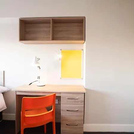 Three Bedroom - Edward Square Apartman Galway