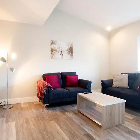 Apartman Three Bedroom - Edward Square *