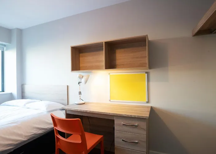 Three Bedroom - Edward Square *