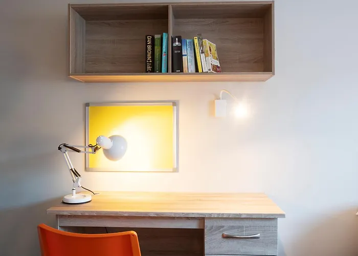 Three Bedroom - Edward Square * Galway