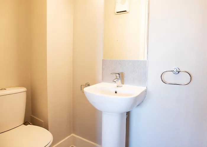 Three Bedroom - Edward Square Galway