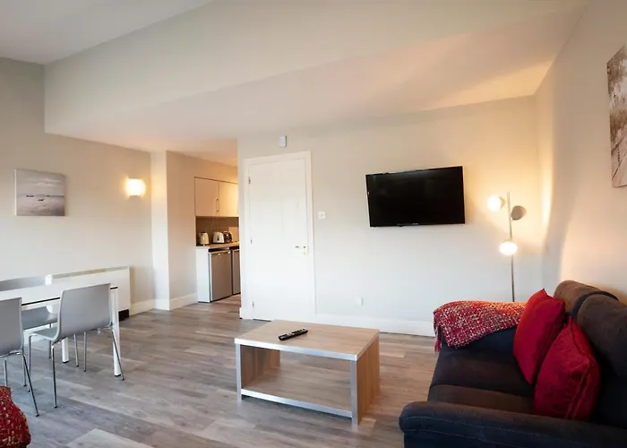 Three Bedroom - Edward Square